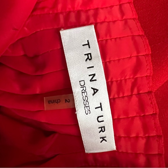 Trina Turk Dress Sleeveless V Neck Shift sz 2 - Picture 2 of 8